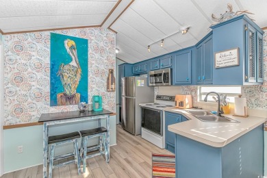 Do you want to live on VACATION full time or have a fabulous on Prestwick Country Club in South Carolina - for sale on GolfHomes.com, golf home, golf lot
