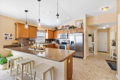 Beautiful Furnished Courtyard Villa. Move in ready! Highly on Pennbrooke Fairways in Florida - for sale on GolfHomes.com, golf home, golf lot