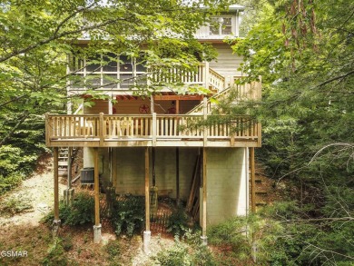 Make this adorable cabin your getaway to the Great Smoky on Laurel Valley Golf Course in Tennessee - for sale on GolfHomes.com, golf home, golf lot