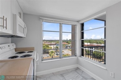 Beautiful 2 bedroom, 2 bathroom condo located in the gated on Inverrary Country Club in Florida - for sale on GolfHomes.com, golf home, golf lot