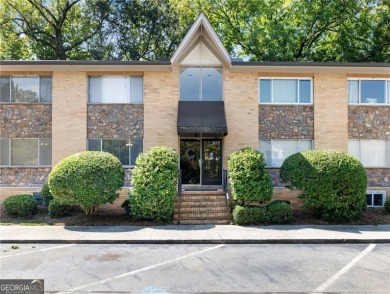 Incredible location!!  Enjoy city living at it's best! Minutes on Bobby Jones Golf Club in Georgia - for sale on GolfHomes.com, golf home, golf lot