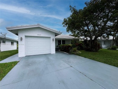 Single family, bright, clean, renovated. Located in a great 55+ on Colony West Country Club in Florida - for sale on GolfHomes.com, golf home, golf lot