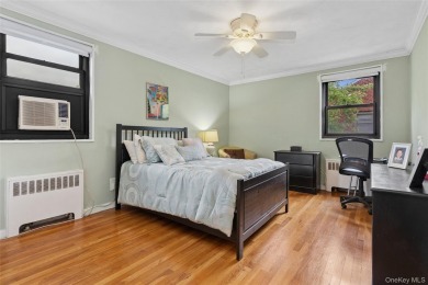 ***WELCOME HOME*** Desirable Upper Corner Apartment With Extra on Clearview Park Golf Course in New York - for sale on GolfHomes.com, golf home, golf lot