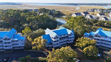 Updated and well-maintained 2-bedroom, 2-bath condo overlooking on The Seabrook Island Club in South Carolina - for sale on GolfHomes.com, golf home, golf lot