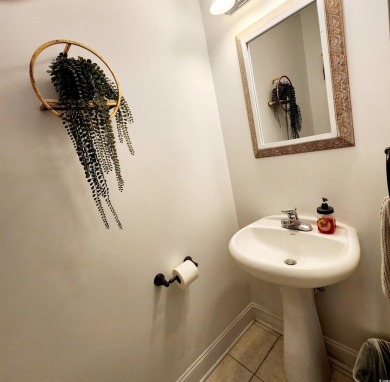 Welcome to your fully furnished 1-bedroom, 1.5-bathroom condo in on Myrtlewood Golf Course and Club  in South Carolina - for sale on GolfHomes.com, golf home, golf lot
