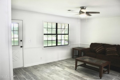 COMPLETELY REMODELED!!! FURNITURE STAYS!!! This beautiful on Deer Creek Golf Course in Tennessee - for sale on GolfHomes.com, golf home, golf lot