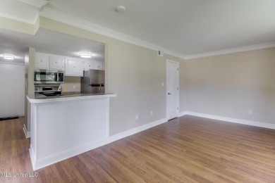 Move-In Ready 1-Bedroom Condo in Molokai VillageThis upstairs on Diamondhead Country Club in Mississippi - for sale on GolfHomes.com, golf home, golf lot