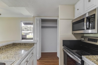 Move-In Ready 1-Bedroom Condo in Molokai VillageThis upstairs on Diamondhead Country Club in Mississippi - for sale on GolfHomes.com, golf home, golf lot