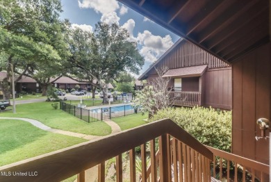 Move-In Ready 1-Bedroom Condo in Molokai VillageThis upstairs on Diamondhead Country Club in Mississippi - for sale on GolfHomes.com, golf home, golf lot