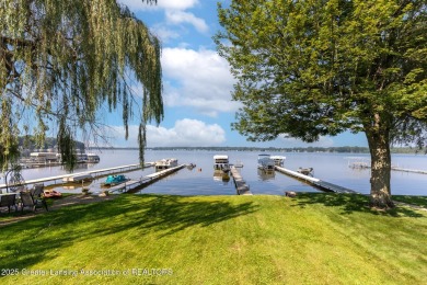 Welcome to 1551 Charlotte Landing in Springport, a charming on Duck Lake Country Club in Michigan - for sale on GolfHomes.com, golf home, golf lot