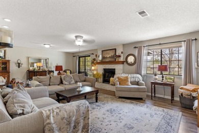 Your Everyday Getaway!This beautifully maintained property on Oak Tree Country Club in California - for sale on GolfHomes.com, golf home, golf lot