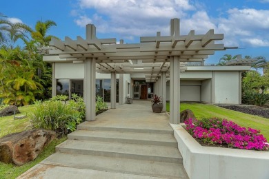 Elegant, sophisticated, exquisitely furnished, contemporary home on Wailea Golf Club in Hawaii - for sale on GolfHomes.com, golf home, golf lot