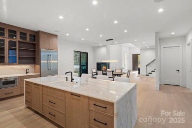 Exquisite Luxury Living in The Cliffs at Walnut Cove.
Welcome to on The Cliffs At Walnut Cove in North Carolina - for sale on GolfHomes.com, golf home, golf lot