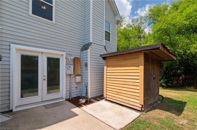 Welcome home to this beautiful end-unit townhome in the on Kempsville Greens Municipal Golf Course in Virginia - for sale on GolfHomes.com, golf home, golf lot