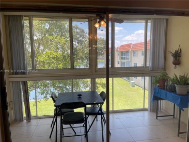 Beautiful 2/2 ready to move in condo located in the desirable on Sunrise Lakes Phase IV Golf Course in Florida - for sale on GolfHomes.com, golf home, golf lot