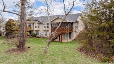 WELCOME HOME to this clean & MOVE-IN-READY 3BR 3BTH villa on Lake Forest Golf and Country Club in Missouri - for sale on GolfHomes.com, golf home, golf lot