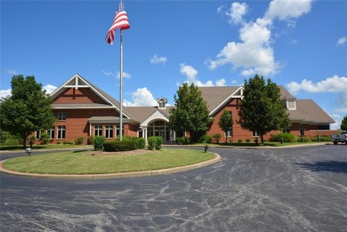 WELCOME HOME to this clean & MOVE-IN-READY 3BR 3BTH villa on Lake Forest Golf and Country Club in Missouri - for sale on GolfHomes.com, golf home, golf lot