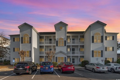 This is a first-floor, fully-furnished 3-bedroom/2-bathroom on Arrowhead Country Club in South Carolina - for sale on GolfHomes.com, golf home, golf lot