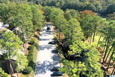 Cambrian Wood in Inverness is the setting for this 2BR, 2.5BA on Inverness Country Club in Alabama - for sale on GolfHomes.com, golf home, golf lot