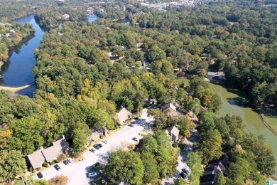 Cambrian Wood in Inverness is the setting for this 2BR, 2.5BA on Inverness Country Club in Alabama - for sale on GolfHomes.com, golf home, golf lot