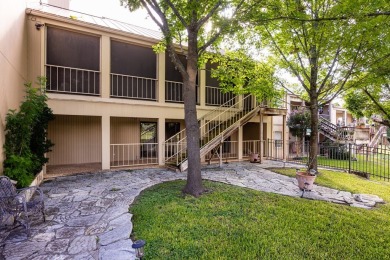 This 2-bedroom, 3-bath townhome offers the ideal opportunity to on Riverhill Country Club in Texas - for sale on GolfHomes.com, golf home, golf lot