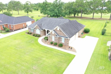 Discover this beautiful 3 bed, 2.5 bath home with an office in on Glenlakes Golf Club in Alabama - for sale on GolfHomes.com, golf home, golf lot