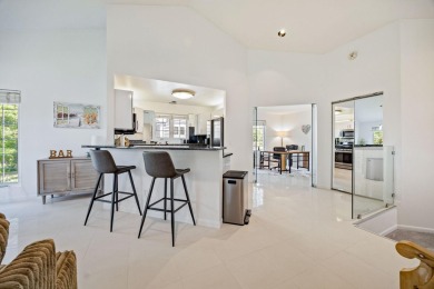 Welcome to this luxurious 3 bed, 2 bath condo located in the on Geneva National Golf Club in Wisconsin - for sale on GolfHomes.com, golf home, golf lot