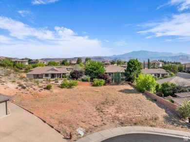 Large lot located in quiet cul-de-sac within established Green on Green Spring Country Club in Utah - for sale on GolfHomes.com, golf home, golf lot