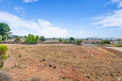 Large lot located in quiet cul-de-sac within established Green on Green Spring Country Club in Utah - for sale on GolfHomes.com, golf home, golf lot