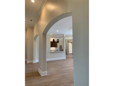 RARE OPPORTUNITY - STUNNING SINGLE-STORY ON THE FAIRWAY!
Welcome on Firewheel Golf Park in Texas - for sale on GolfHomes.com, golf home, golf lot