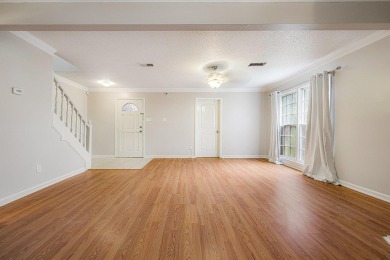 2 Bedrooms/2.5 Baths Zero Lot-Line; low maintenance; right next on Windyke Country Club in Tennessee - for sale on GolfHomes.com, golf home, golf lot