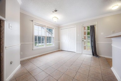 2 Bedrooms/2.5 Baths Zero Lot-Line; low maintenance; right next on Windyke Country Club in Tennessee - for sale on GolfHomes.com, golf home, golf lot