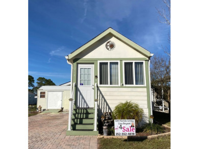 This cute little park model is waiting for its next residents on Clerbrook Resort, Inc. in Florida - for sale on GolfHomes.com, golf home, golf lot