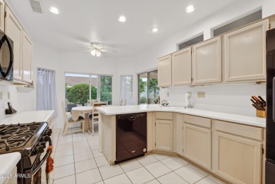 Popular Cameron split floor plan featuring 2 bedrooms, 2 baths on Deer Valley Golf Course in Arizona - for sale on GolfHomes.com, golf home, golf lot