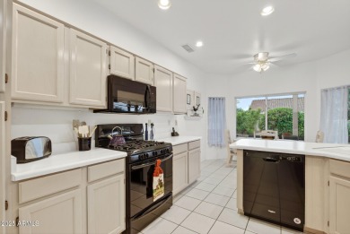 Popular Cameron split floor plan featuring 2 bedrooms, 2 baths on Deer Valley Golf Course in Arizona - for sale on GolfHomes.com, golf home, golf lot