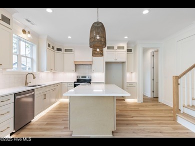 Seller is offering $10,000 as a rate buy down with preferred on Carolina National Golf Club in North Carolina - for sale on GolfHomes.com, golf home, golf lot