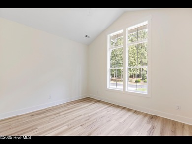 Seller is offering $10,000 as a rate buy down with preferred on Carolina National Golf Club in North Carolina - for sale on GolfHomes.com, golf home, golf lot