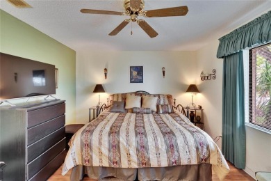 Well-maintained two bedroom, two bath open floor plan Idlewood on Falcon Watch Golf Club in Florida - for sale on GolfHomes.com, golf home, golf lot