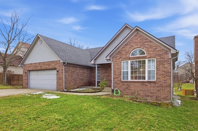 Cozy well maintained Ranch in Andover Hills with 3 bedrooms & on Andover Golf and Country Club in Kentucky - for sale on GolfHomes.com, golf home, golf lot