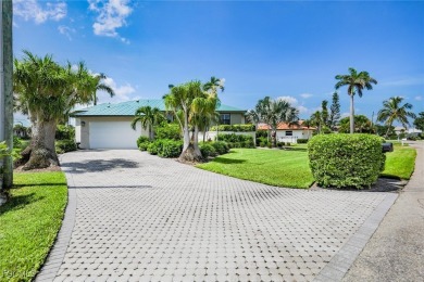 his fantastic 3-bedroom, 3-bath home offers spacious living on Beachview Golf Club in Florida - for sale on GolfHomes.com, golf home, golf lot