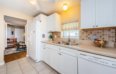 Rare Find! Welcome to this beautifully updated and lovingly on Tarpon Springs Golf Course in Florida - for sale on GolfHomes.com, golf home, golf lot