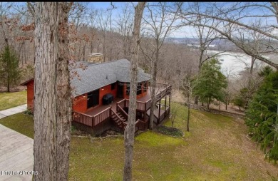 Stunning Log Cabin style Retreat on Norris Lake - Community on The Greens at Deerfield in Tennessee - for sale on GolfHomes.com, golf home, golf lot
