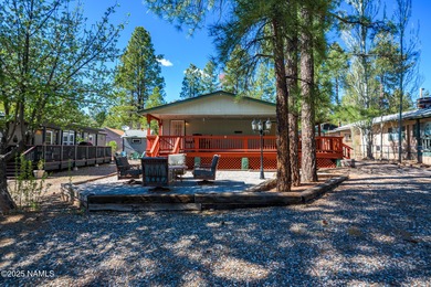 Escape to the cool mountain air in this inviting 3BR/2BA home in on Pinewood Country Club in Arizona - for sale on GolfHomes.com, golf home, golf lot