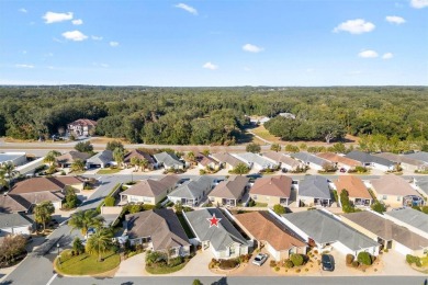 TURNKEY! NO BOND! (2015 Roof, HVAC, HWH) Lovely 3/2 Anaheim on Pennbrooke Fairways in Florida - for sale on GolfHomes.com, golf home, golf lot
