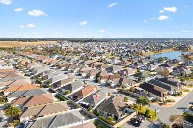 TURNKEY! NO BOND! (2015 Roof, HVAC, HWH) Lovely 3/2 Anaheim on Pennbrooke Fairways in Florida - for sale on GolfHomes.com, golf home, golf lot