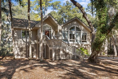 Beautifully designed home featuring an open floor plan with on The Seabrook Island Club in South Carolina - for sale on GolfHomes.com, golf home, golf lot