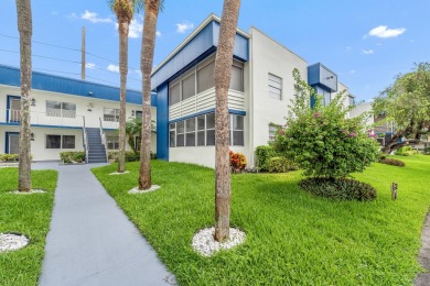 Discover the potential in this spacious 2-bedroom, 2-bath on Kings Point Golf -Flanders Way in Florida - for sale on GolfHomes.com, golf home, golf lot