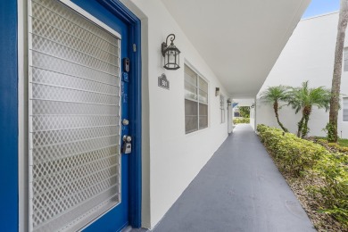 Discover the potential in this spacious 2-bedroom, 2-bath on Kings Point Golf -Flanders Way in Florida - for sale on GolfHomes.com, golf home, golf lot