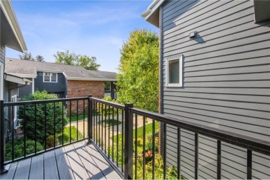 This gorgeous, newly painted, 3 bedroom, 3 bathroom, 2 fireplace on Braemar Golf Course in Minnesota - for sale on GolfHomes.com, golf home, golf lot