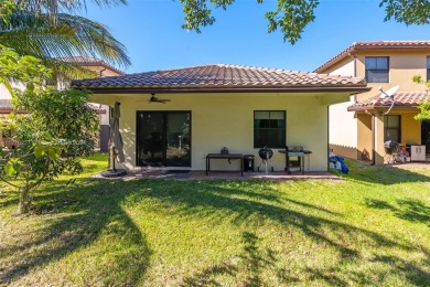 Gorgeous one story home with 3 bright/airy bedrooms 2 bathrooms on Woodlands Country Club in Florida - for sale on GolfHomes.com, golf home, golf lot